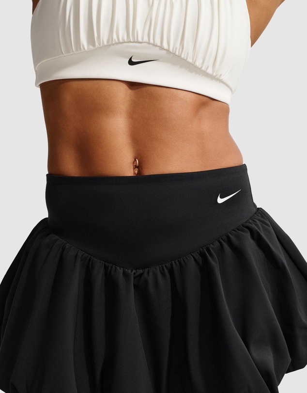 Nike - One Dri-FIT 2-in-1 Bubble Skirt