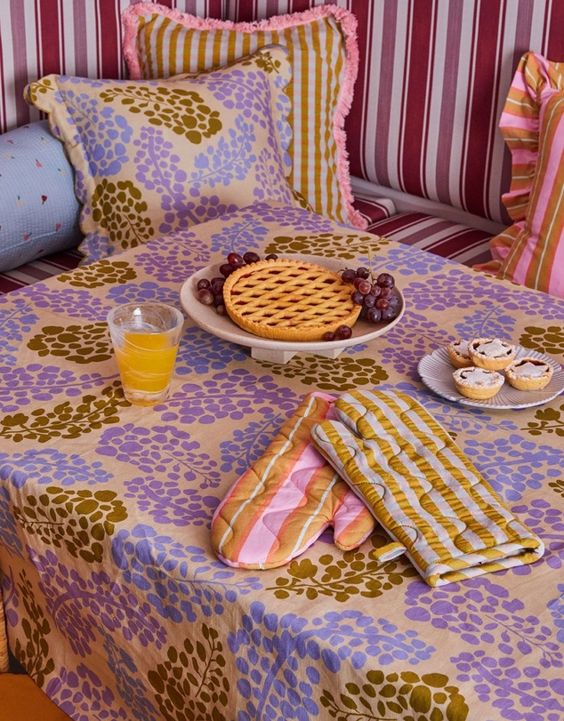Mosey Me - Pink Quartz Seersucker Oven Mitt