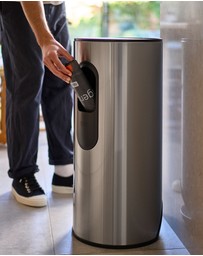 Joseph Joseph - Arc™ 30-Litre Slimline Pedal Bin with Liner Pocket - Stainless Steel