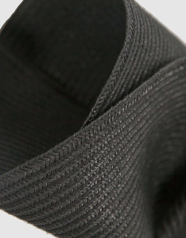 Max Alexander - Large Wavy Black Racing Fascinator