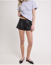Alice In The Eve - Corey Leather Look Shorts