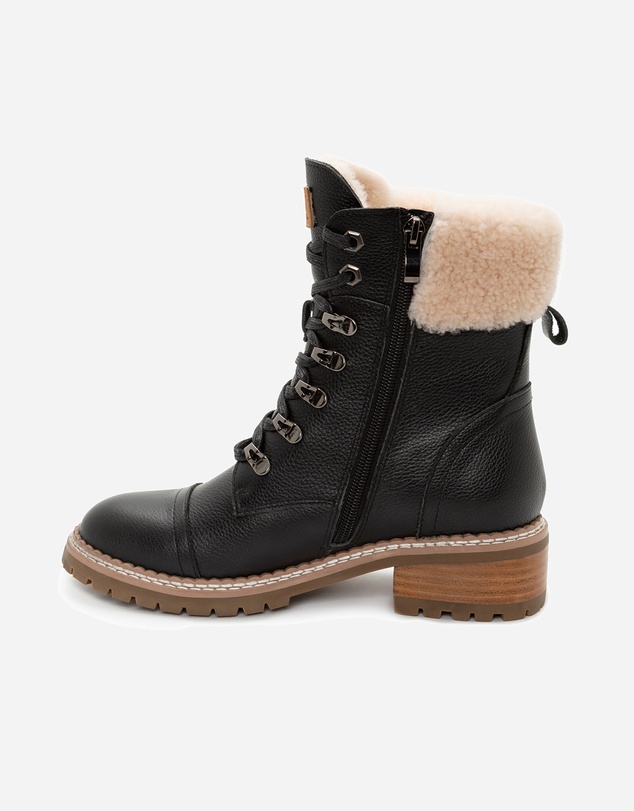 Ozwear Connection Uggs - Ugg Lyric Ankle Zip Boots