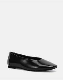 Novo - Cheddar Flats