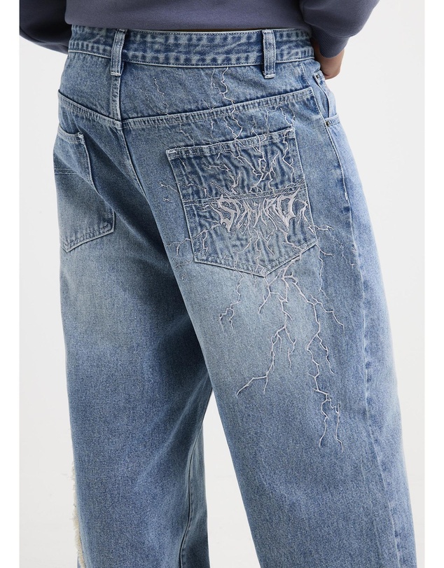 Standard - Universe Denim Jeans