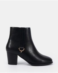 Novo - Dour Ankle Boots