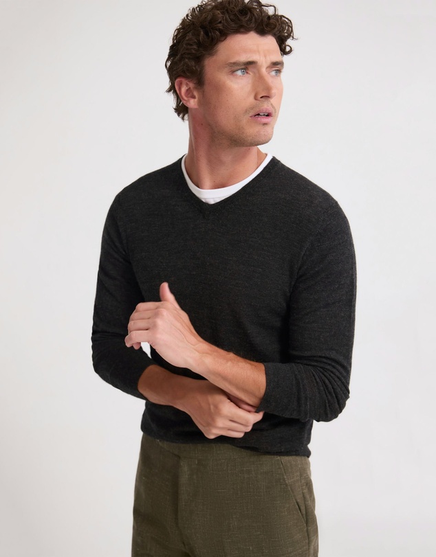 Oxford - Basic V-Neck Pure Wool Pullover