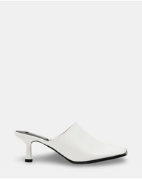 Steve Madden - Dempsey White Leather Heels