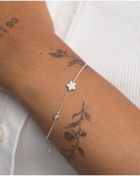 Lovisa - Sterling Silver Cubic Zirconia Flower Bracelet
