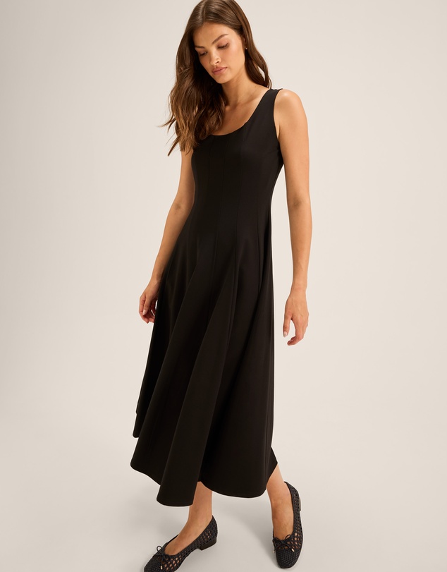 Review - Elodie Midi Dress