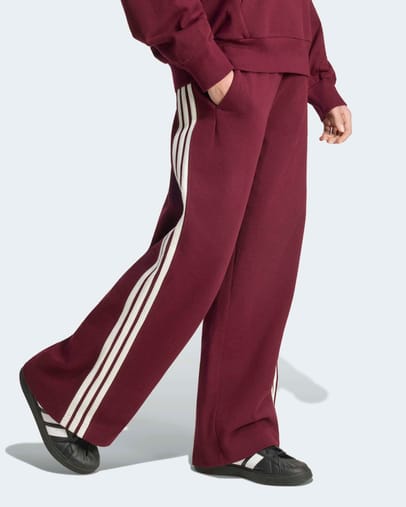 Maroon / Off White