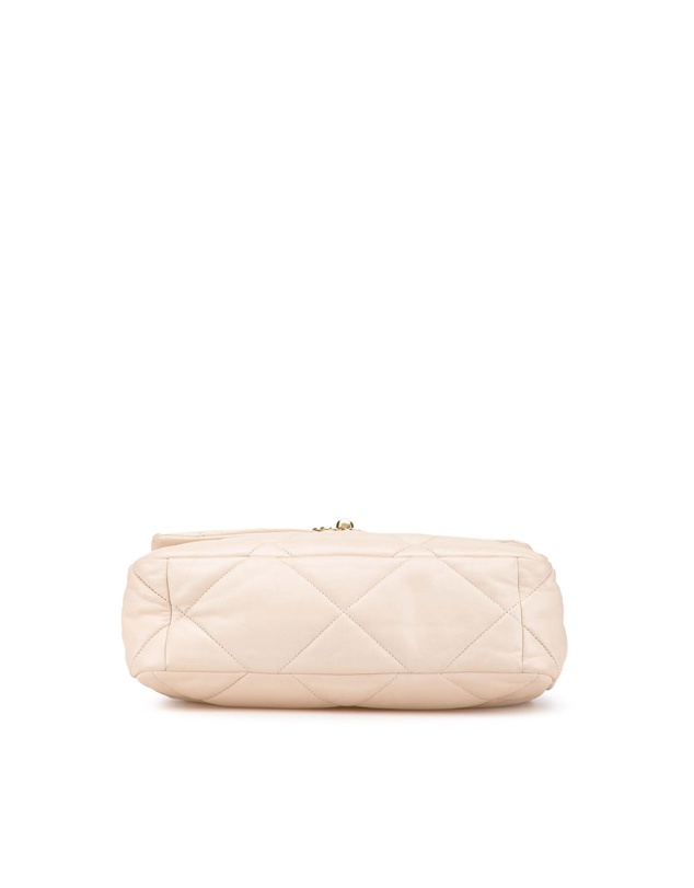 Pre-Loved by Azura Reborn - Pre-Loved chanel Chanel 22 Quilted Lambskin Shoulder Bag