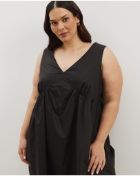 Atmos&Here Curvy - Louisa V-Neck Mini Dress