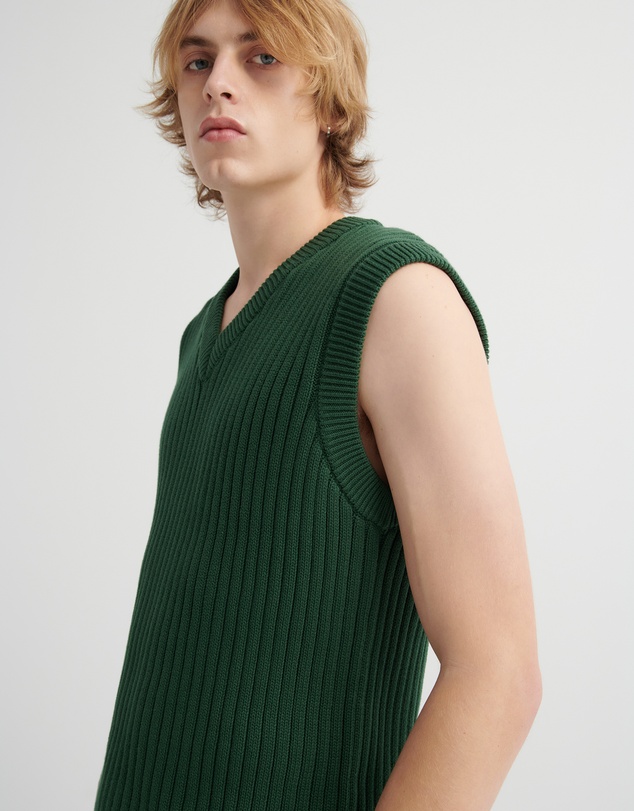 Kowtow - Luca Vest