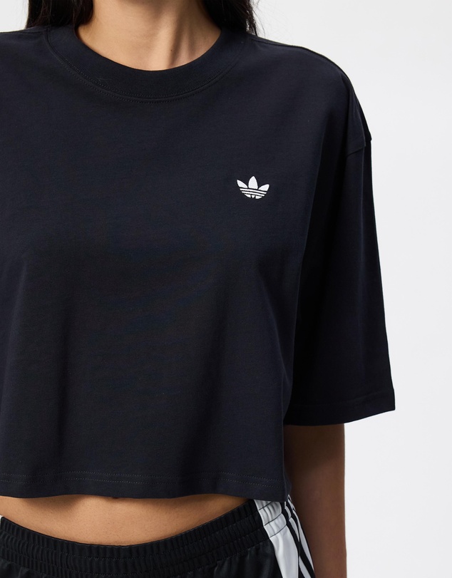 adidas Originals - Essentials Crop Tee