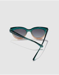 Hawkers Co - HAWKERS - Green Champagne AUDREY Sunglasses for Men and Women UV400
