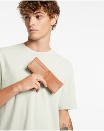 Status Anxiety - Jonah Wallet