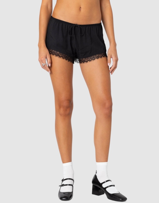 EDIKTED - Rumi Lace Trim Shorts