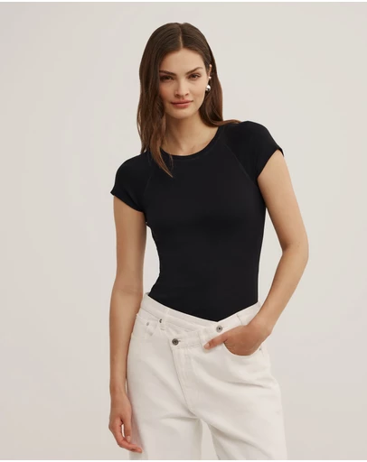Witchery - Raglan Sleeve Fitted T-shirt
