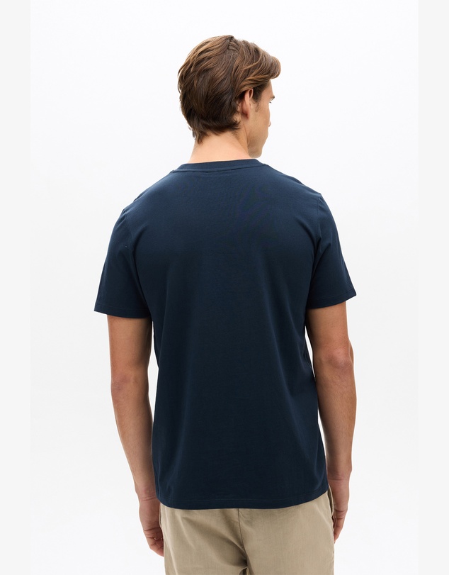 Superdry - Athletic Essential Chest Tee