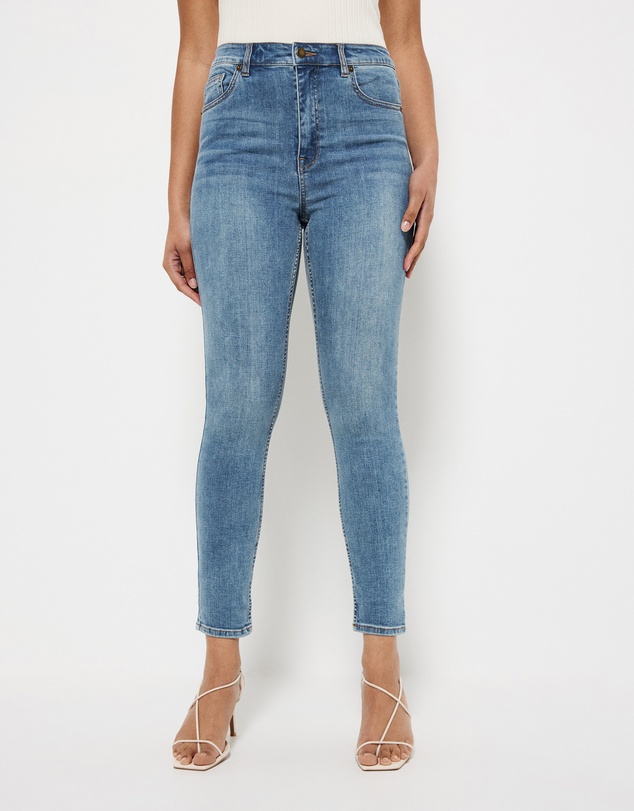 Commonry - The Tech Stretch Jean