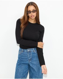 Dazie - In-Season Fitted Long Sleeve T-Shirt