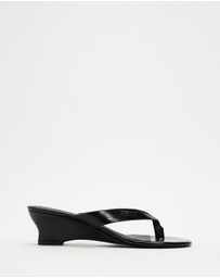 AERE - Leather Wedge Heel Thongs