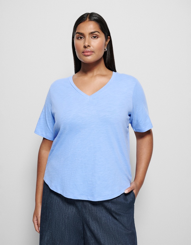 Commonry - Rue V Neck Tee