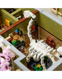 LEGO - 10326 Natural History Museum