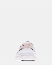 Mia Vita - Bridgette Slip-On Casual Sneaker - White/Blush