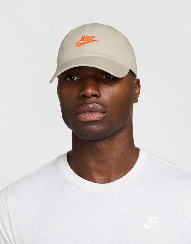 Nike - Club Unstructured Futura Wash Cap