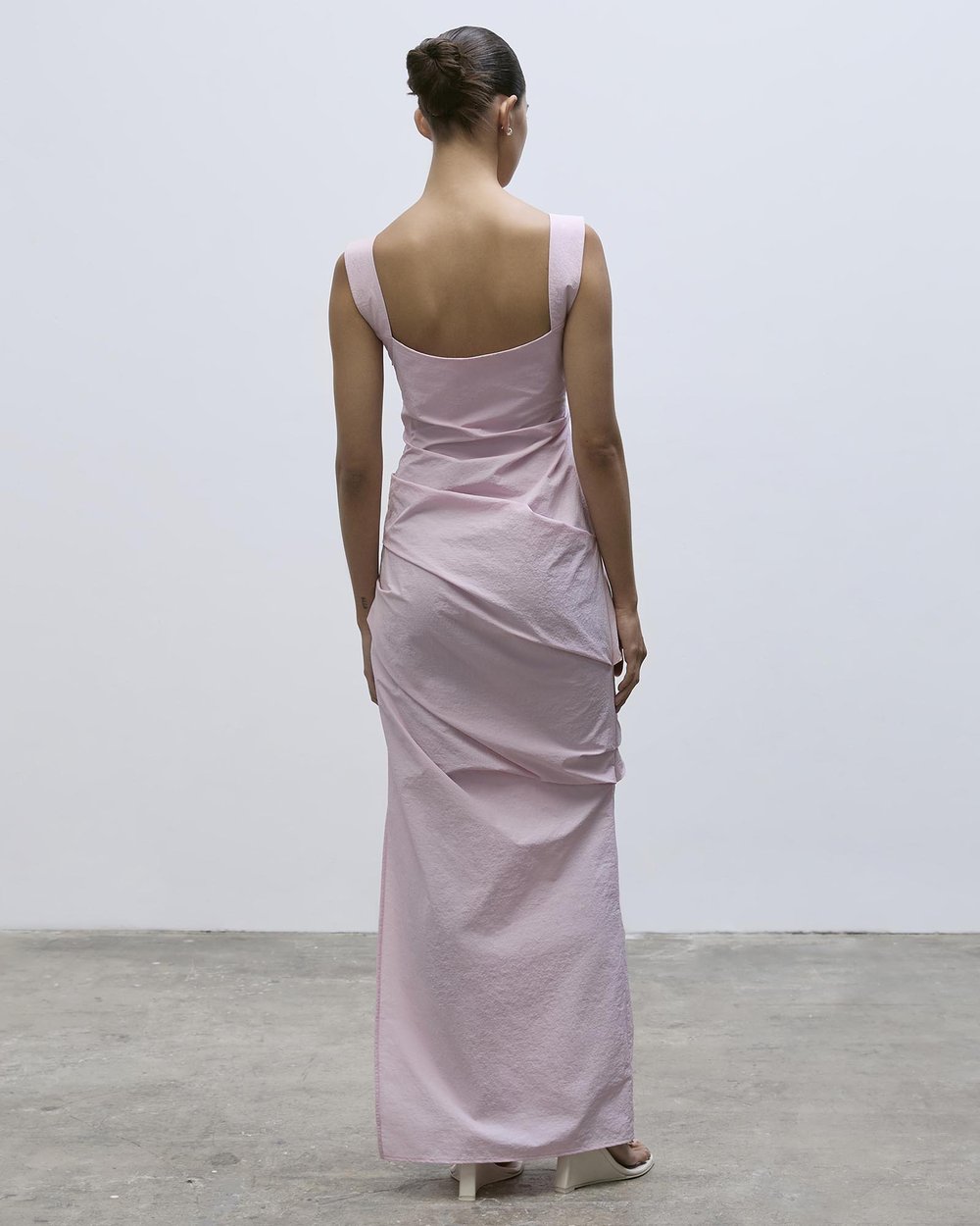 paris georgia raf dress pink Paris Georgia Raf dress in Chocolate   Sizes XS, S and M  RRP: $750   Rental Price: $180 (includes cleaning and GST)