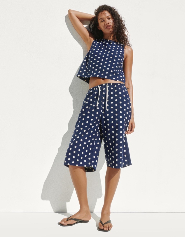 GAP - Sleeveless Shell Top