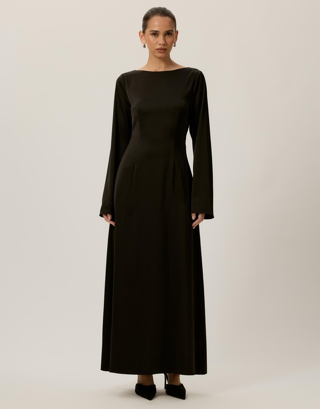 Tussah - Bec Long Sleeve Satin Maxi Dress