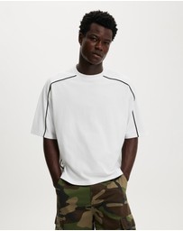 Cotton On - Cropped Fit T-Shirt