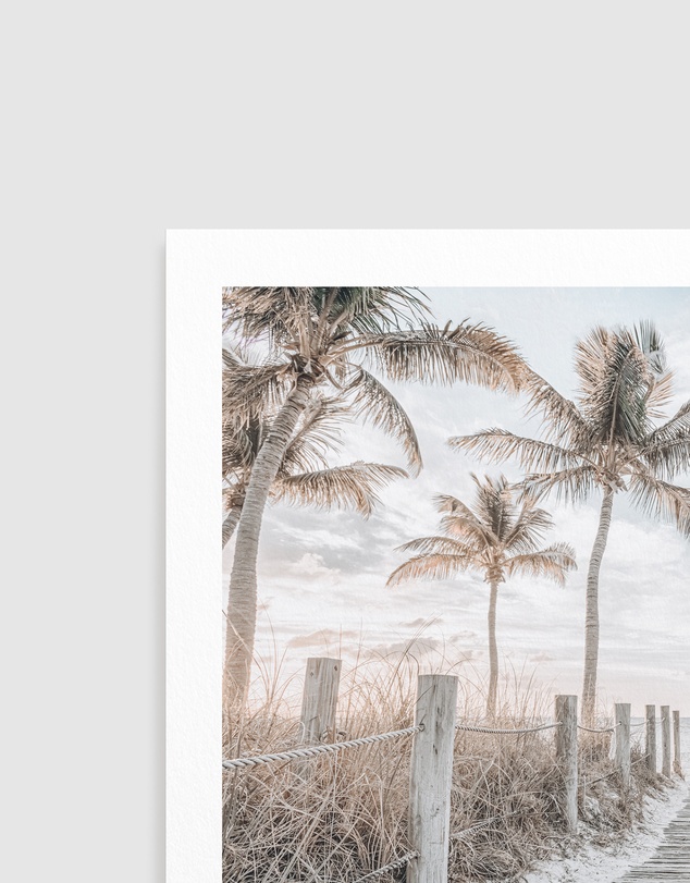 Olive et Oriel - Florida Keys No I Art Print