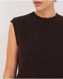 Calli - Bron Round Neck Knit Vest Top