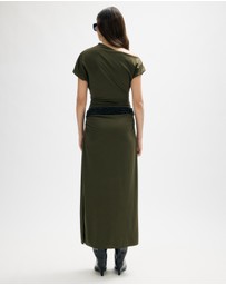Minima Esenciales - Ise Macrame Belt Maxi Dress