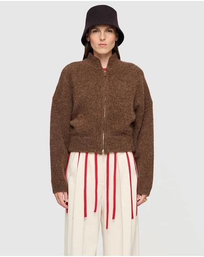 Clea - Archer Fluffy Bomber