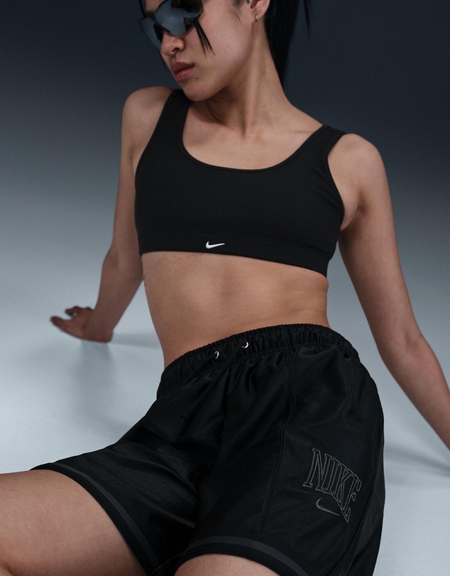 Nike - Nike Sportswear Loose Mid-Rise Graphic Shorts