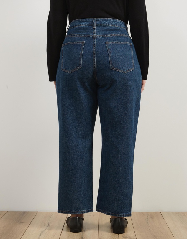 Atmos&Here Curvy - Milla Straight Leg Jeans