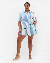 City Chic - Plus Size Surface Level Print Short - light blue