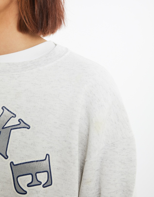 Vintage by The Real Deal - Pre Loved - 90s NCAA Duke Blue Devils Sweatshirt