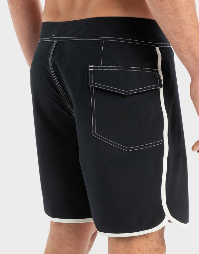 Quiksilver - Mens Original Scallop 18