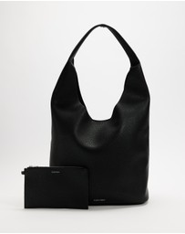 Calvin Klein - Slouchy Pebble Medium Bag