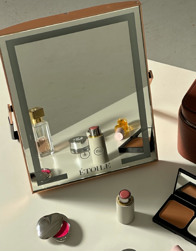 Etoile - Medium GLWTRTTR® Portable Mirror