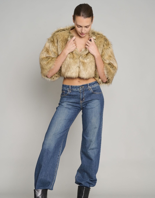 Love and Nostalgia - Little Fur Coat - Brown