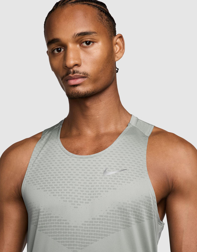 Nike - Nike Stride DriFIT ADV Running Tank Top