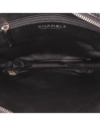 Pre-Loved by Azura Reborn - Pre-Loved chanel Chain Tweed Shoulder Bag