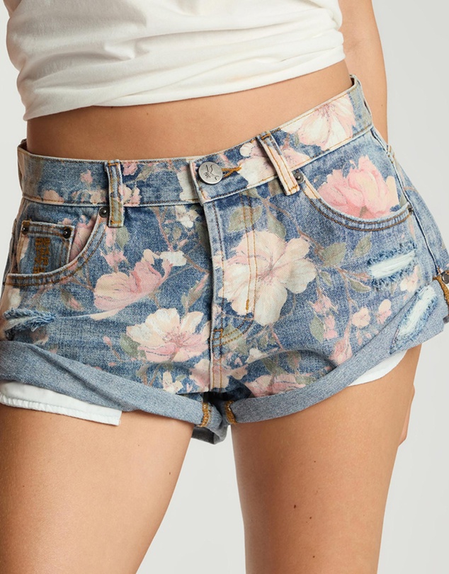 ONE TEASPOON - Lovelorn Bloom Bandits Low Waist Denim Shorts