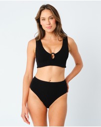 UNE PIECE - Crinkle Cut V-Neck Bralette Bikini Top with Ring